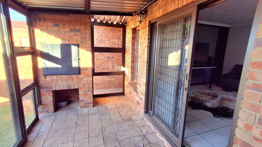 3 Bedroom Property for Sale in Vaalpark Free State